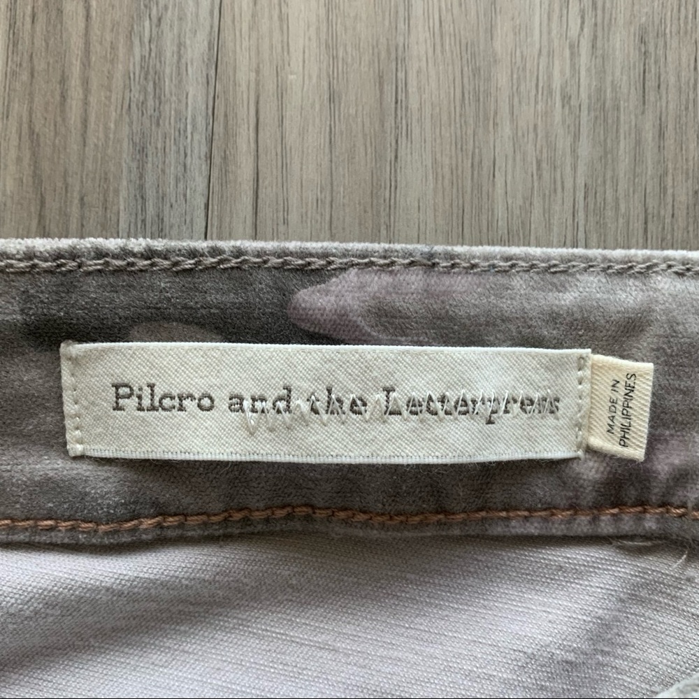 Pilcro and the Letterpress Grey Silver Camo Velvet High-Rise Skinny Pant - Picture 3 of 11